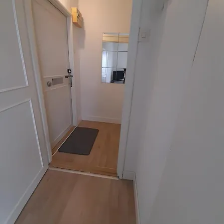 Yksioe Laehellae Kirjurinluotoa Apartment *