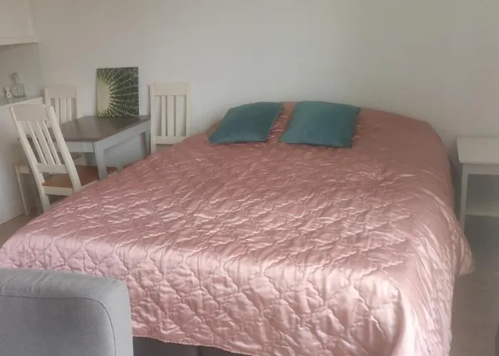 公寓 Yksioe Laehellae Kirjurinluotoa