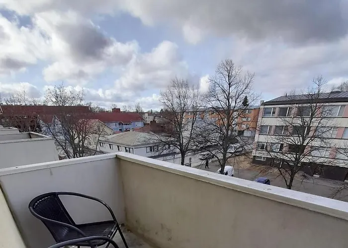 Yksioe Laehellae Kirjurinluotoa * 波里